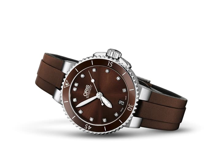 Image of Aquis Date Diamonds